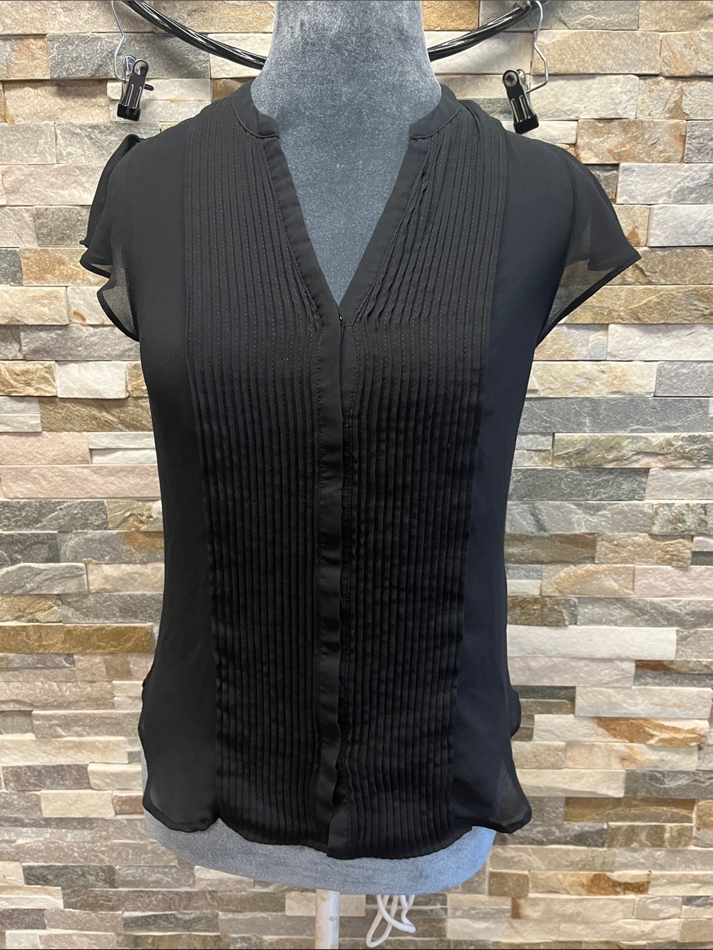 H&M Black Pintuck V-Neck Cap Sleeve Top